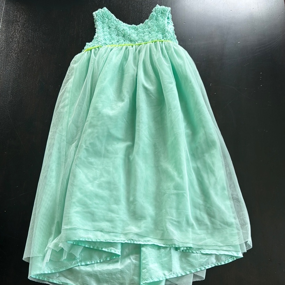 Cat & Jack Light Green Dress